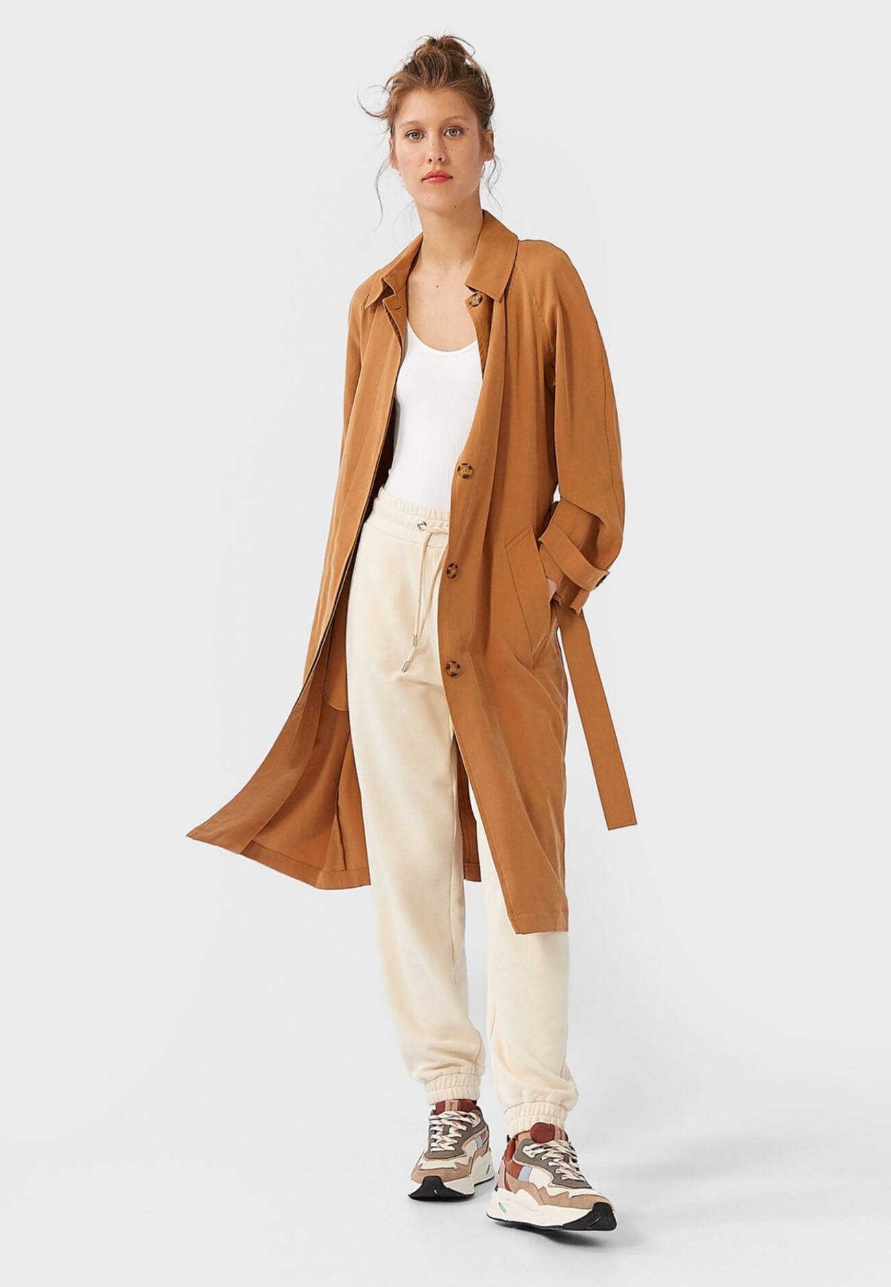 Vero Moda - Trench-coat court coupe carrée - Beige | ASOS