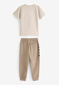 Baker by Ted Baker JOGGER SET- REGULAR FIT - Dresside alumine osa - neutral