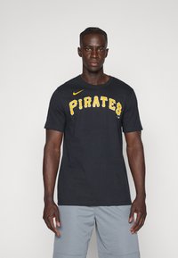 Nike Performance - PITTSBURGH PIRATES MEN'S FUSE WORDMARK TEE - Fanartikel - black Miniatuurafbeelding 1