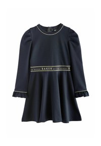Robe longue à manches longues bleu marine avec une jupe évasée, ornée de poignets à volants et d'une bande de marque bordée d'or à la taille. Texture de tissu lisse.