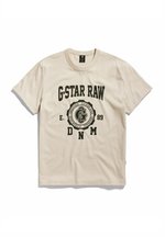 G Star Distressed Old School Logo T- Shirt | Sports Direct