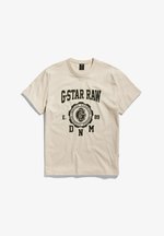 G Star Distressed Old School Logo T- Shirt | Sports Direct G Star Distressed Old School Logo T- Shirt | Sports Direct