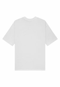 Bílá bavlněná tričko, krátké rukávy, klasický kulatý výstřih, rovný lem, jednoduchý design bez grafik nebo vzorů.