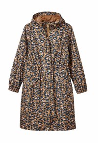 Unselected, tan leopard