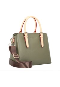 Grüne strukturierte Kunstleder-Handtasche mit cremefarbenen Griffen und roten Akzenten, ausgestattet mit einem abnehmbaren braunen Riemen und einem Logo auf der Vorderseite.