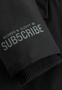 Unausgewählt, black grey