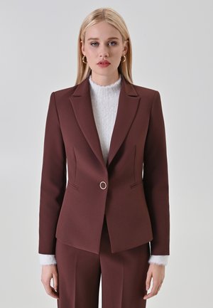 Blazer - brown