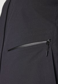Peak Performance COMMUTER HIPE  - Regenjas - black