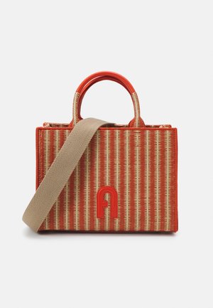 Furla OPPORTUNITY TOTE - Sac à main - toni cannella