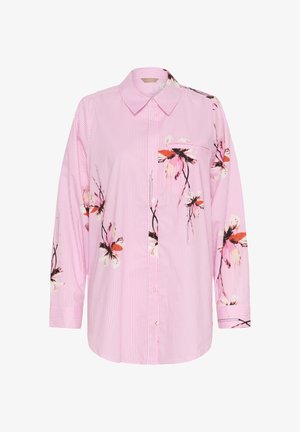 Różowa koszula w paski z nadrukiem kwiatowym na przodzie, z długimi rękawami i klasycznym kołnierzem. Posiada kieszeń na piersi.