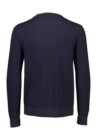 Maglione a coste blu navy con maniche lunghe, scollatura rotonda e lavorazione a maglia testurizzata. L'orlo e i polsini sono rifiniti con un bordo a coste solido.