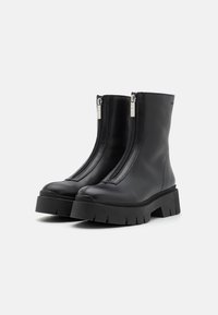 HUGO KRIS ZIP BOOTIE - Platåstøvletter - black