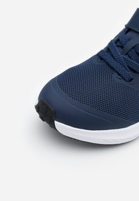 Nike Performance Zapatillas running asfalto - dark blue