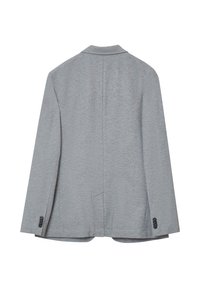 Blazer grigio chiaro da uomo con maniche lunghe, spacco posteriore e bottoni neri sui polsini, mostrato di spalle su uno sfondo bianco.