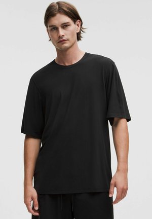 BRUSHED YOGA CREWNECK - Pamata T-krekls - black