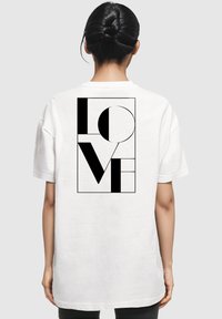 Merchcode LOVE BOYFRIEND  - Camiseta estampada - white