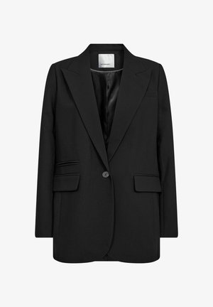 Czarna marynarka dopasowana, wykonana z gładkiego materiału, z klapami, z pojedynczym zapięciem na guzik oraz dwoma przednimi kieszeniami z płaskim wykończeniem.