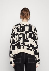 Monki Kofta - black