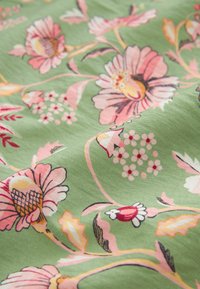 Cath Kidston REGULAR FIT SET - Set lenjerie de noapte - green floral