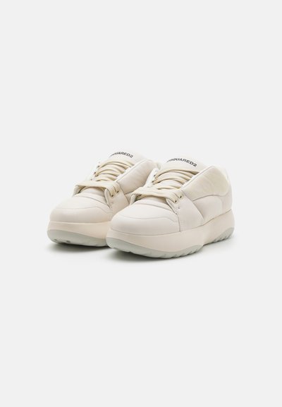DSQUARED2 ICON Tenisky - bianco sporco