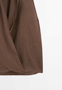 Thumbnail Image 8