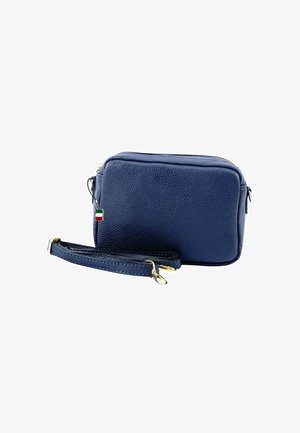 Navyfarbene Leder-Crossbody-Tasche mit goldenen Beschlägen, Reißverschluss und abnehmbarem, strukturiertem Tragegurt; mit einem kleinen italienischen Flaggen-Detail.