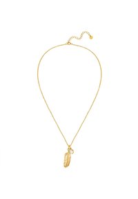 Zlato-toniran ovratnik z obeskom v obliki peresa in okroglo dodatno dekoracijo, oba obešena na nežni verigi z nastavljivim sponko.