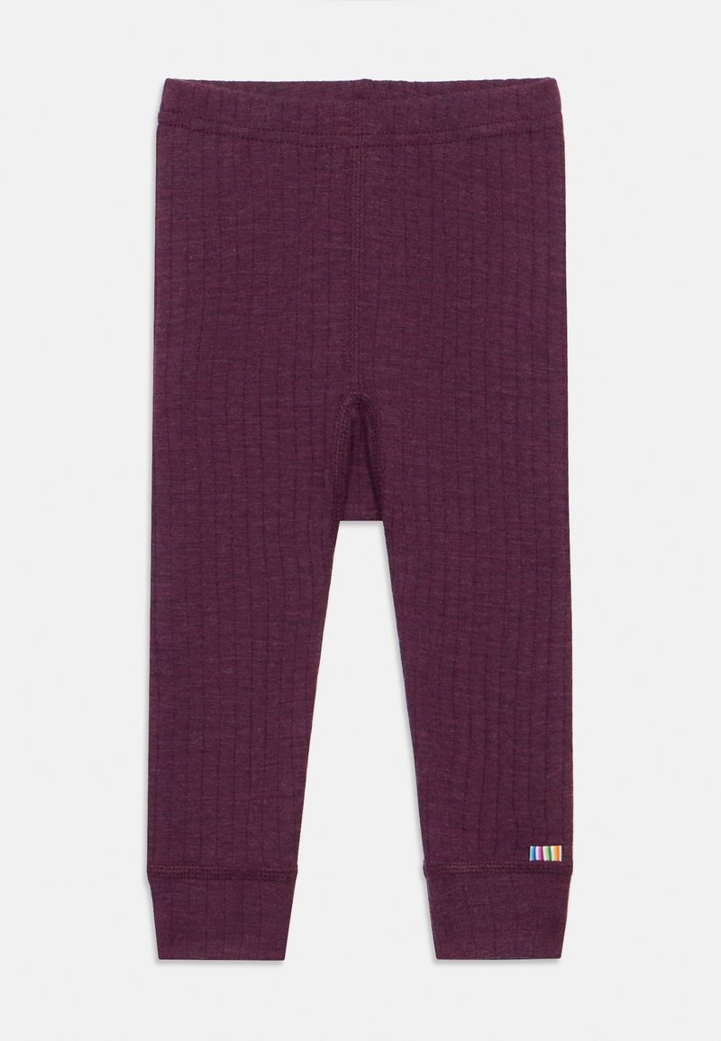 Leggings viola a coste con superficie testurizzata, vita elasticizzata e un piccolo dettaglio a strisce multicolore vicino all'orlo.