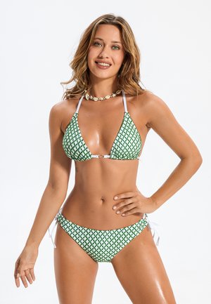 Cupshe Diamond Triangle Bikini Set - Bikini - green white