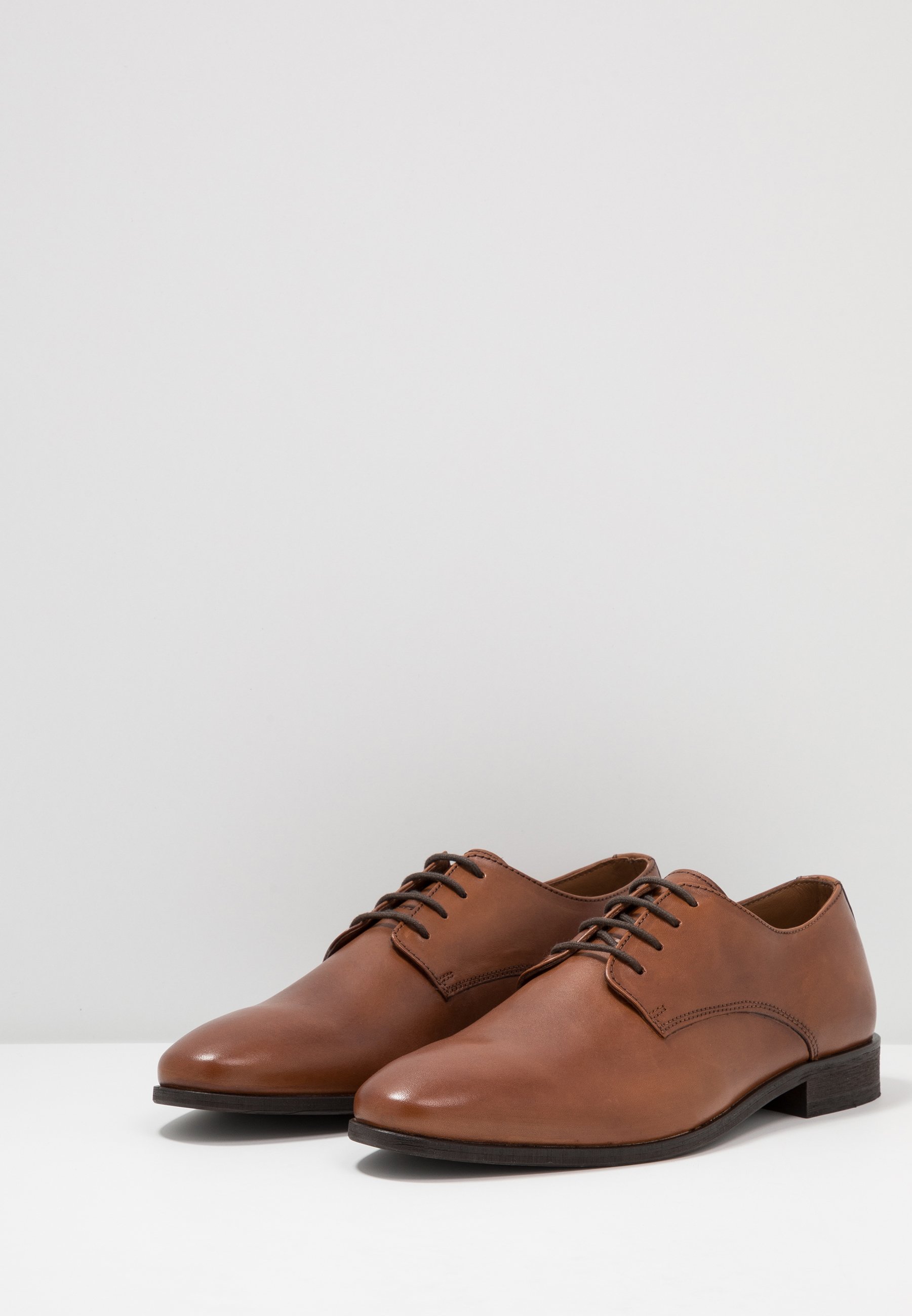 Zign Pensko med snøring cognac Zalando.no Zign Pensko med snøring cognac Zalando.no