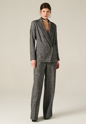 Pantaloni - black