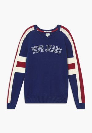 Granatowy sweter z czerwonymi i białymi paskami na rękawach, ściągaczami na mankietach i dole oraz napisem "PEPE JEANS" na piersi.