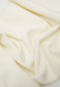AMY - Sall - winter white