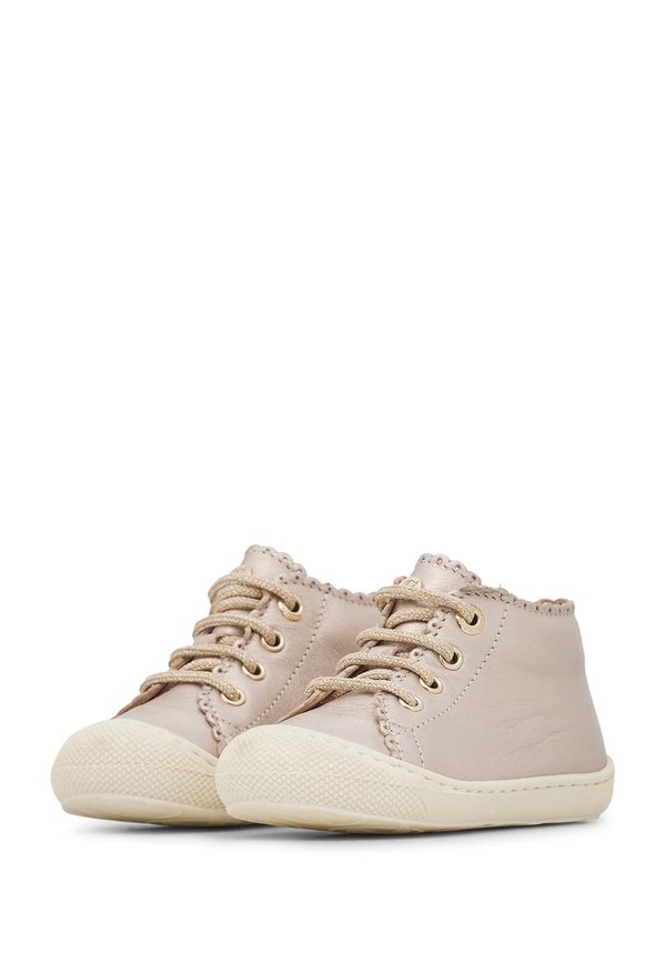 Sportlicher Schnürer – puderrosa