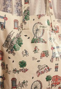Cath Kidston Torbica - ecru lovely london