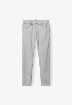 Světle šedé džíny z měkkého denimu, s klasickým designem pěti kapes, zapínáním na knoflík a zipem a rovnými nohavicemi.