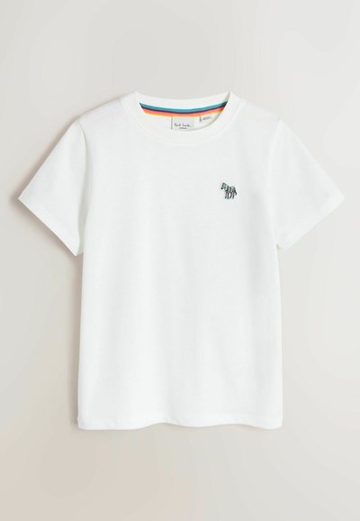 Camiseta blanca de algodón con cuello redondo, mangas cortas y un pequeño bordado multicolor de cebra en el pecho.