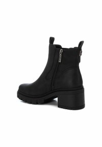 Refresh Botines con plataforma - black