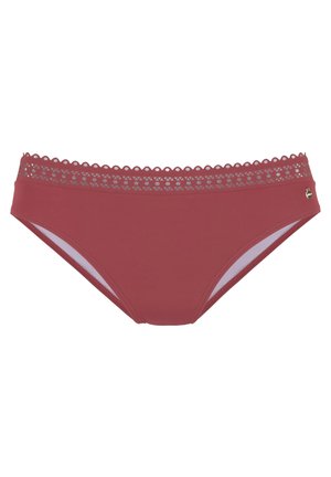 Bikini ondergoed in bordeauxrood, met een kantafwerking op de taille. Gemaakt van gladde stof met een klassieke snit en een subtiele glans.