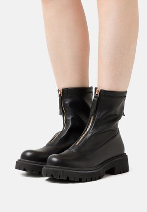 Bianco, Bottines à plateau - black