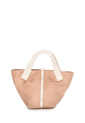 Borsa a mano beige con manici bianchi larghi e striscia verticale bianca con il marchio "Alexander Smith" al centro davanti.