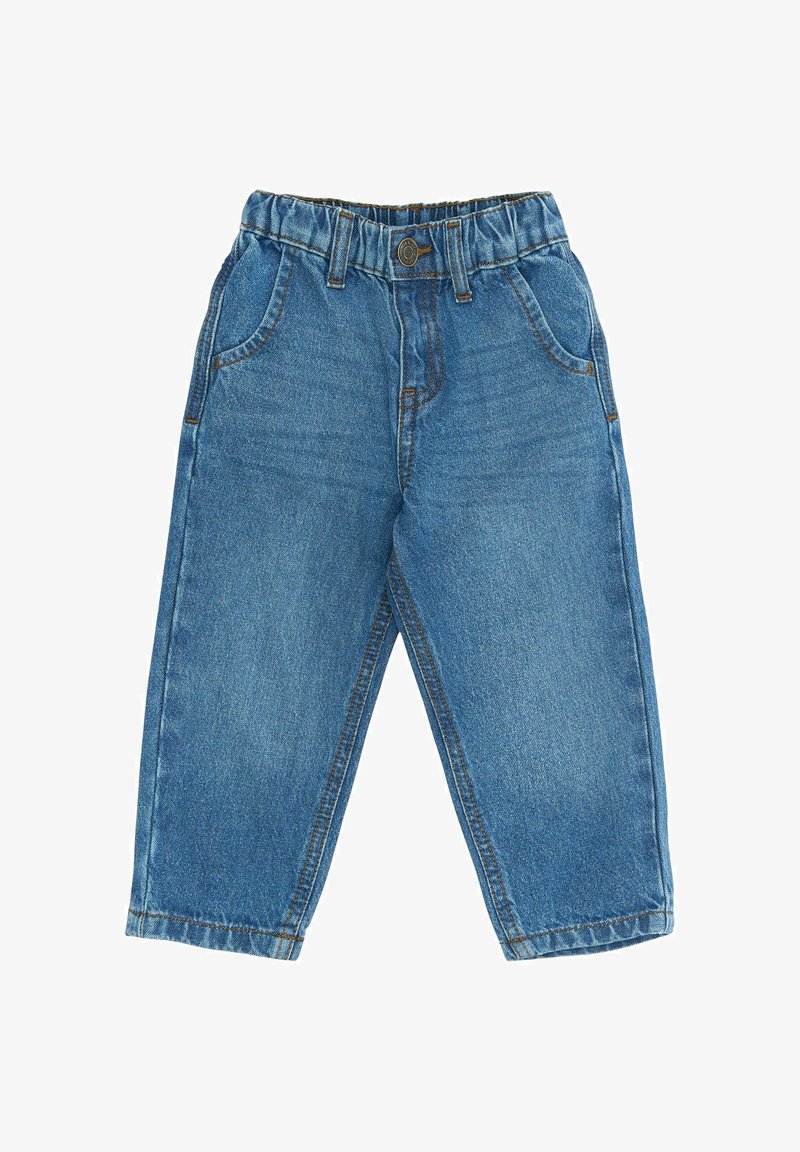 Otroške jeans hlače v svetlo modri barvi. Lastnosti vključujejo elastičen pas, sprednje žepe in šivano obrobo ob šivih.