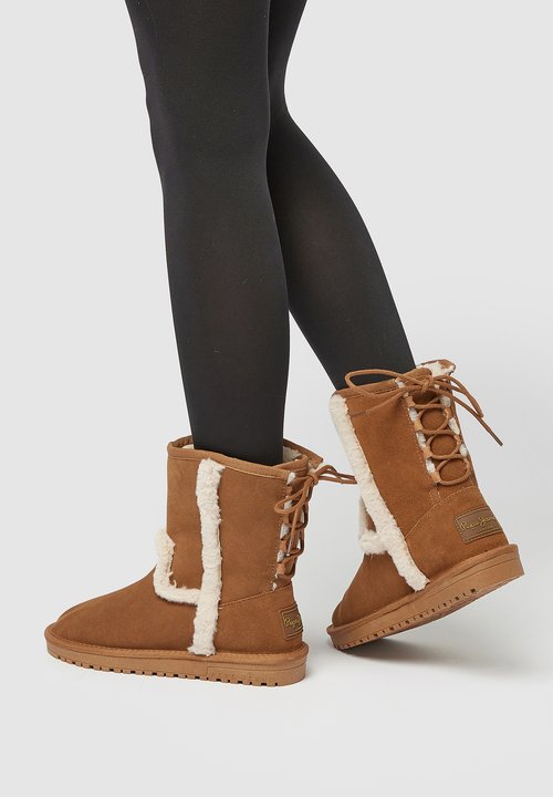 Biasnow Flatform Ankle Boot Suede Cognac