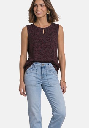 Street One, BLUSENTOP MIT RUNDHALS UND CUT-OUT-DETAIL - Blouse - rustic rouge