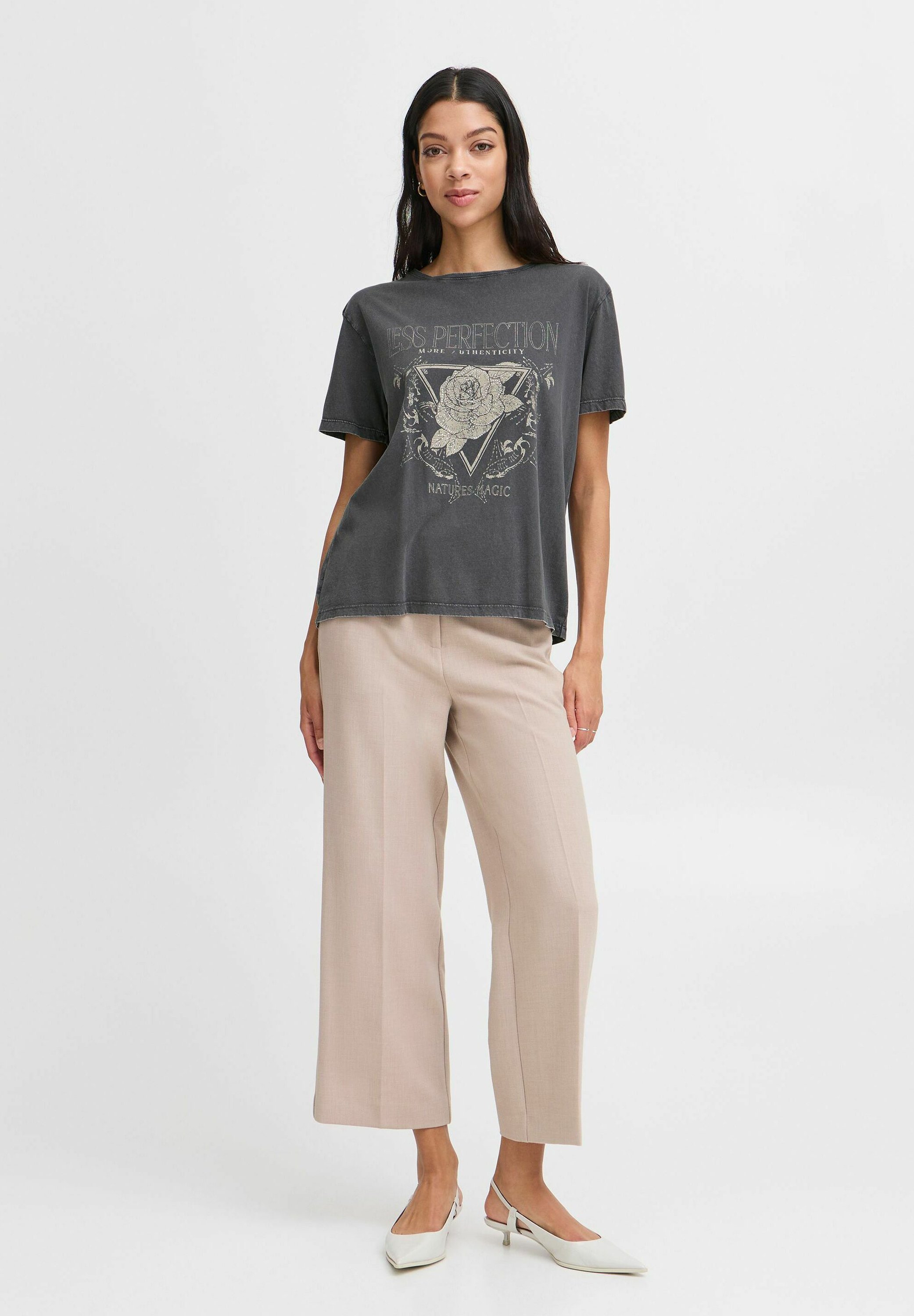 売れ筋商品|||ビーヤング Tシャツ レディース トップス BYSOLKO - Print T-shirt - asphalt 楽天市場】ビヨンセ t シャツ（レディースファッション）の通販