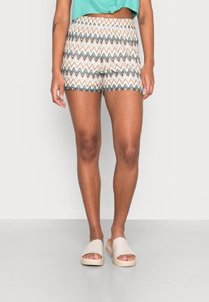 Short - white