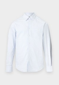 Ανοιχτό μπλε και λευκό πουκάμισο με κάθετες ρίγες, μακρυά μανίκια, κουμπιά, γιακά και τσέπη στο στήθος με μικρό λευκό κεντημένο κείμενο.