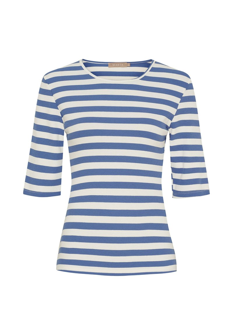 Stribet t-shirt med blå og hvide vandrette striber, rund hals og ¾ lange ærmer. Fremstillet af ribbet stof.