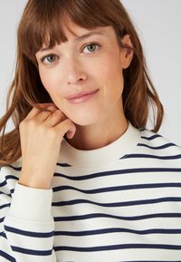 Damart DOUILLET - Sudadera - White Striped