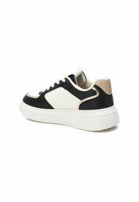 Refresh Zapatillas - black